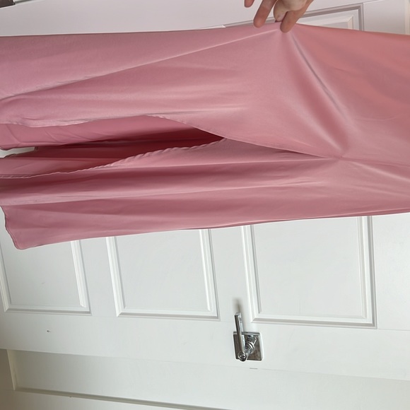 Light pink satin floral length dress - Picture 5 of 6